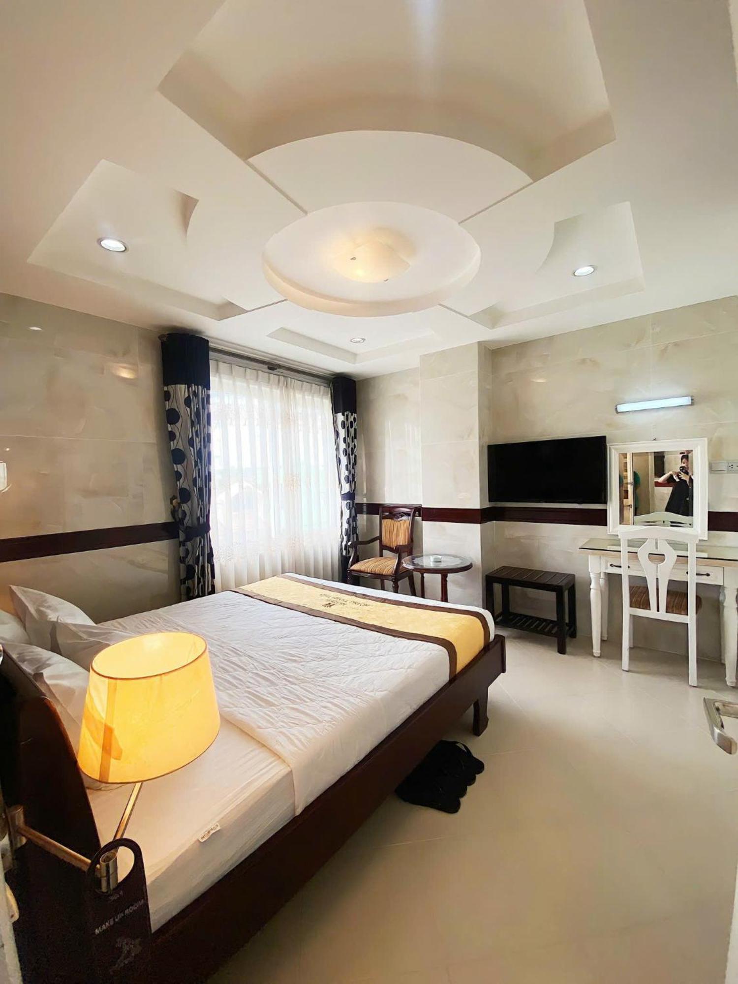 Hoang Thanh Thuy Airport Hotel 2 - Gan Am Thuc Dem Cho Hoang Hoa Tham Bandar Ho Chi Minh Luaran gambar